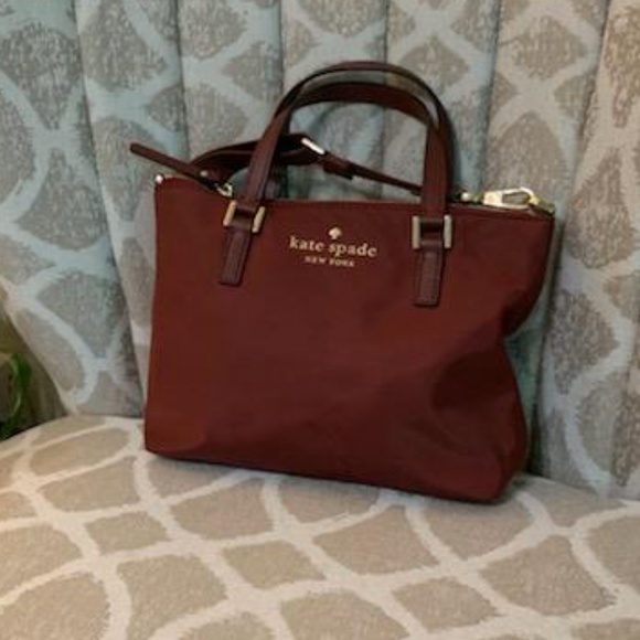 kate spade Handbags - Kate Spade crossbody
